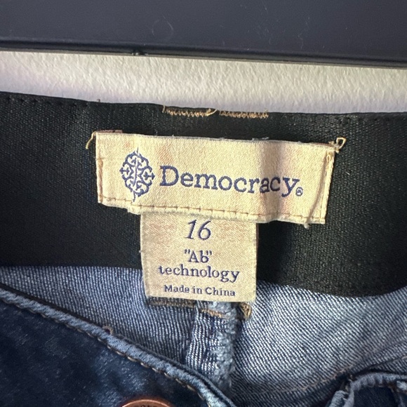 Democracy Jeans Size 16 Ab Technology Skinny Distressed Mid Rise Medium Wash - Picture 2 of 3
